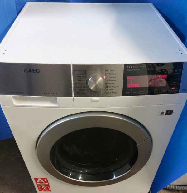 Pesumasin AEG Lawamat