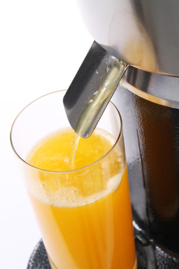 Poolautomaatne tsitrusepress Hendi