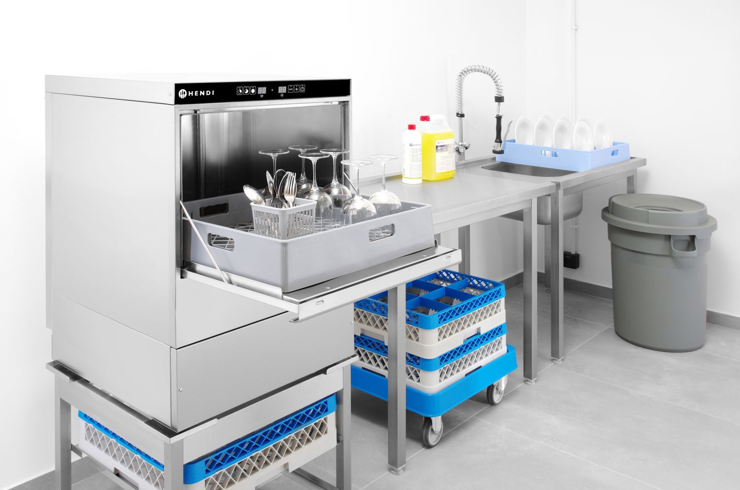 Klaasi pesumasin 40x40 - elektrooniliselt juhitav klaasipesumasin, HENDI, Kitchen Line, 230V/2800W, 470x510x(H)710mm - Image 3