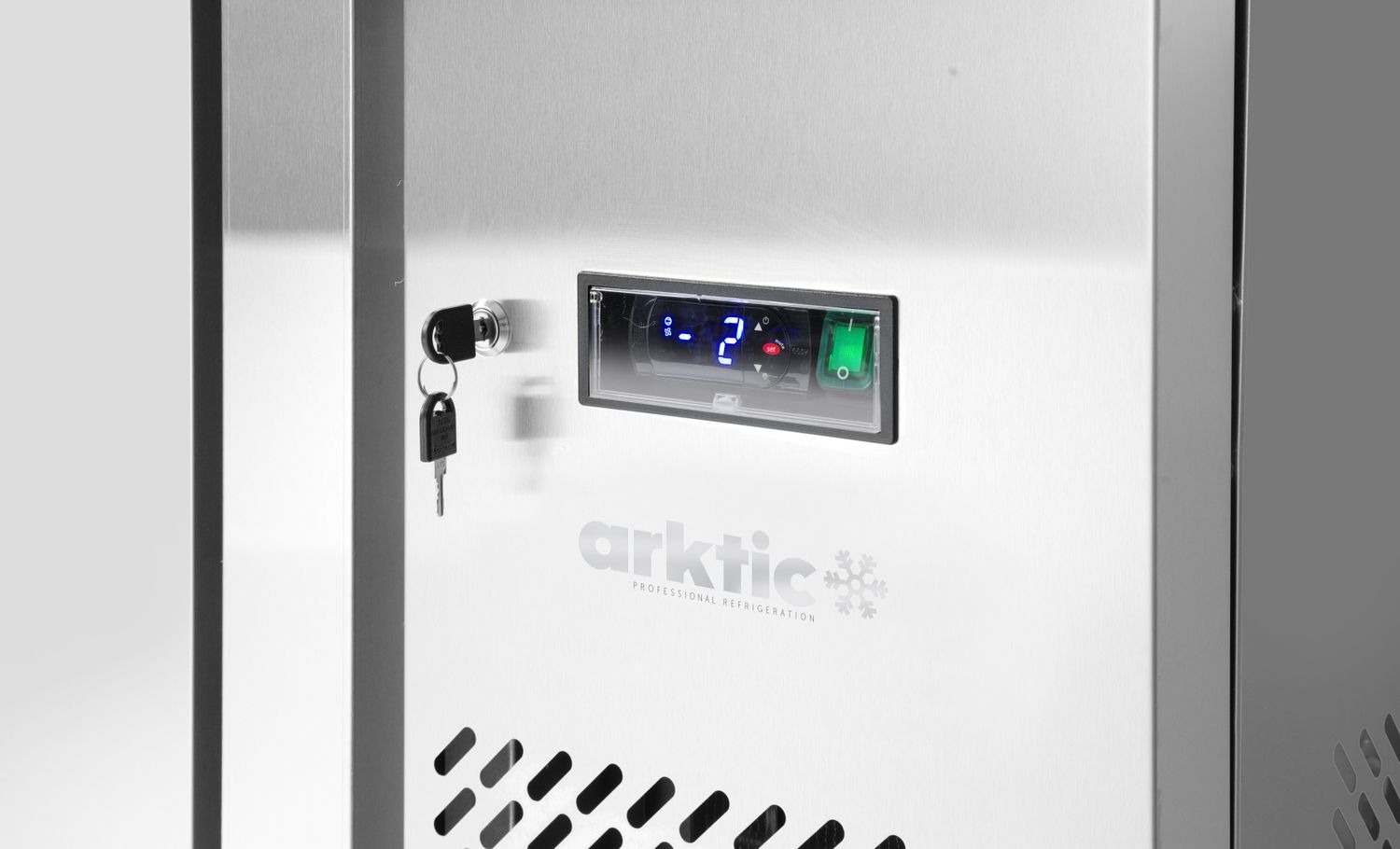 Sügavkülmlaud Profi Line 700 - 3 uksega, agregaadi asukoht küljel, Arktic, Profi Line, 215L, 230V/600W, 700x1360x(H)839mm - Image 5
