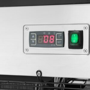 Külmvitriin kolme riiuliga, Arktic, 230V/480W, 833x650x(H)1460mm