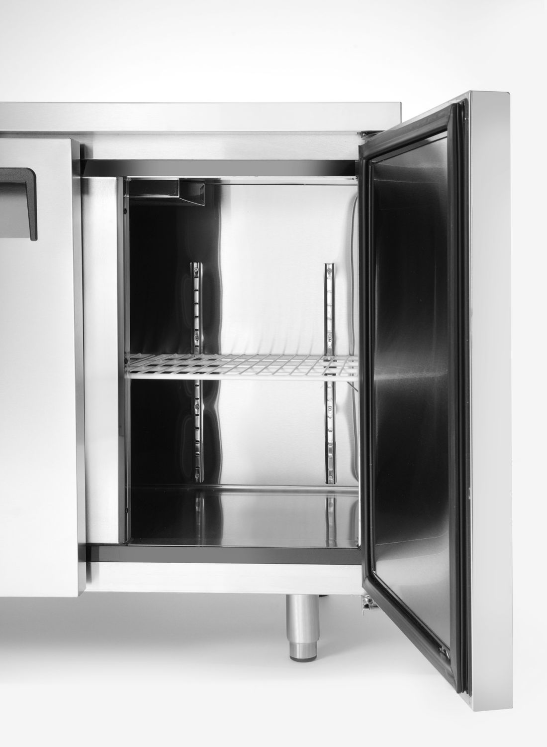Külmlaud Kitchen Line 600 - 2 uksega, agregaadi asukoht küljel, Arktic, Kitchen Line, 166L, 230V/270W, 600x1200x(H)840mm - Image 11