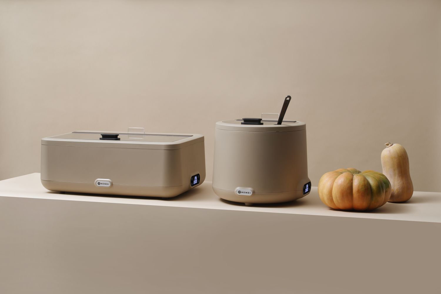 Marmiit UNIQ, HENDI, designed by Robert Bronwasser, GN 1/1, Beež, 230V/700W, 607x402x(H)245mm