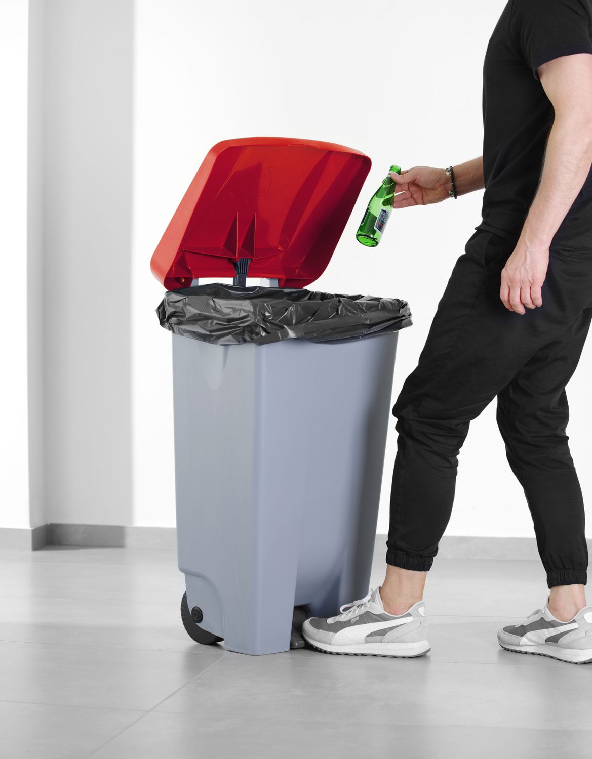 Lid for trash container, HENDI, Red, 505x415mm - Image 3