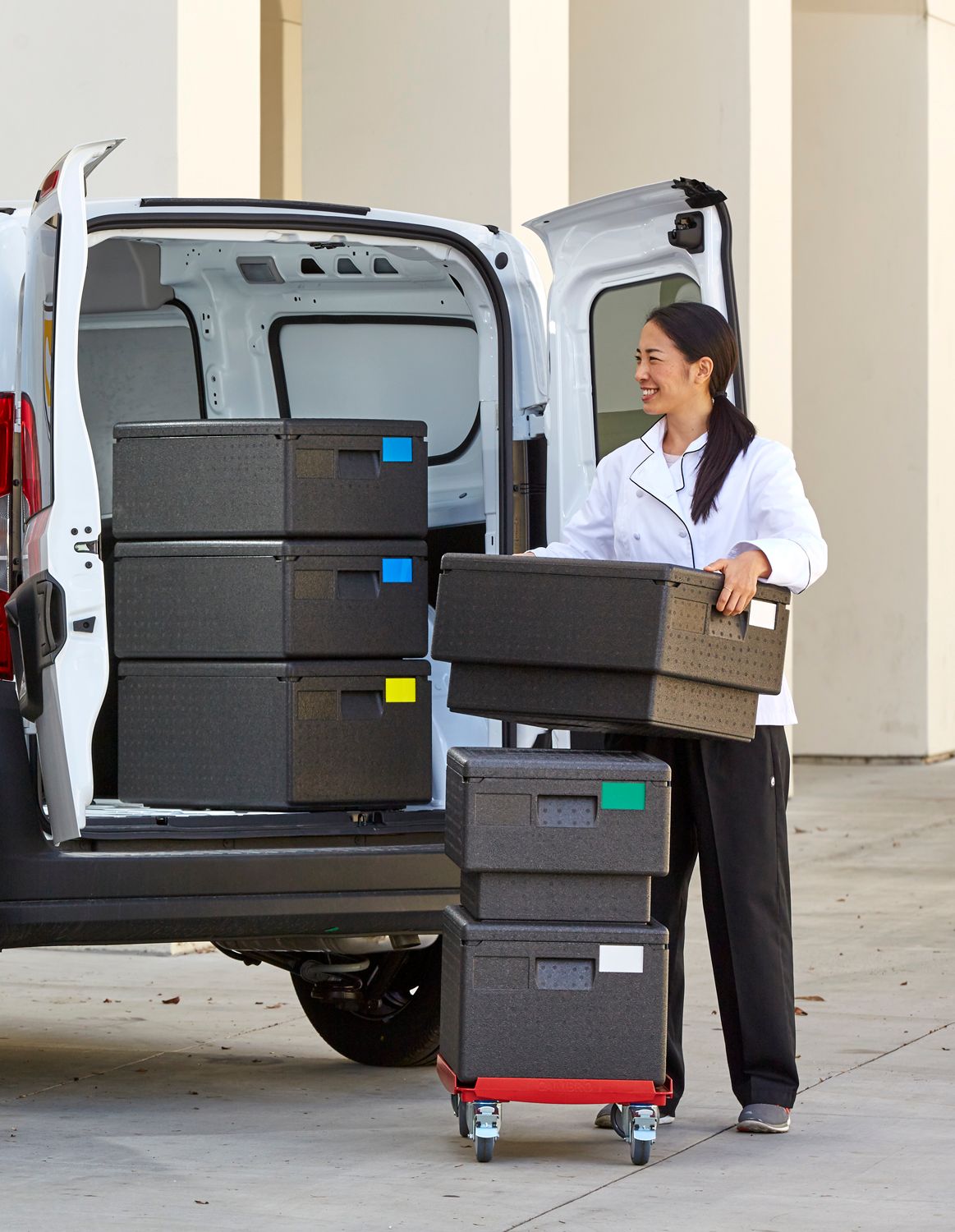Camdolly for Cam GoBox GN 1/1 insulated carriers., Cambro, red, Red, 692x426x(H)167mm - Image 4