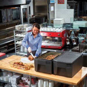 Soojusisolatsioonkonteiner Cam GoBox [lalaadimine, GN 1/1, 46 l, Cambro, 680x400x(H)321mm
